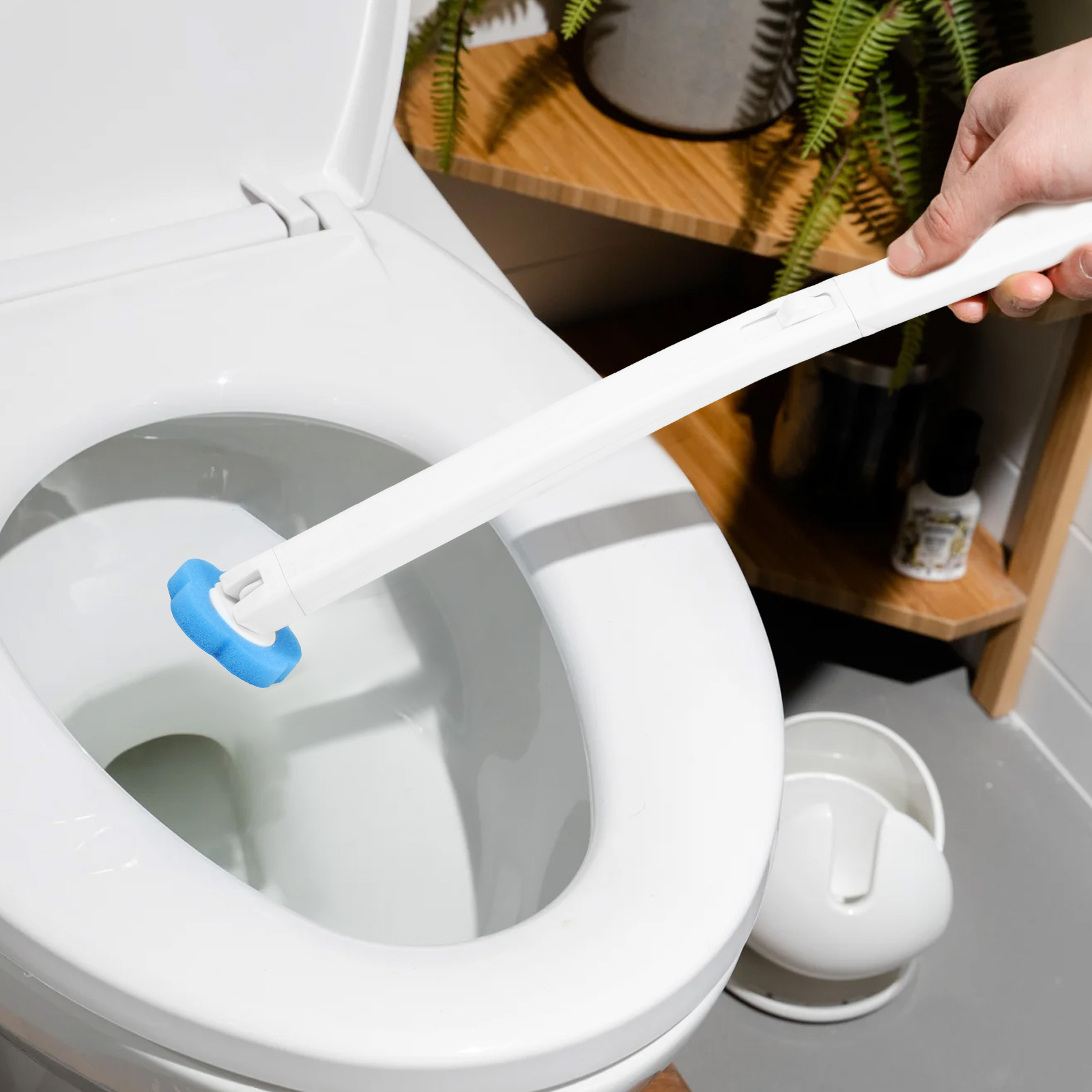 فرشاة مرحاض جديدة مع رأس قابل  - مراجعة Home Improvement News وسعره